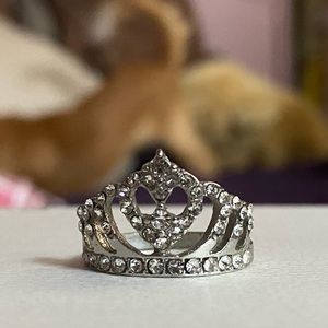 Princess crown ring